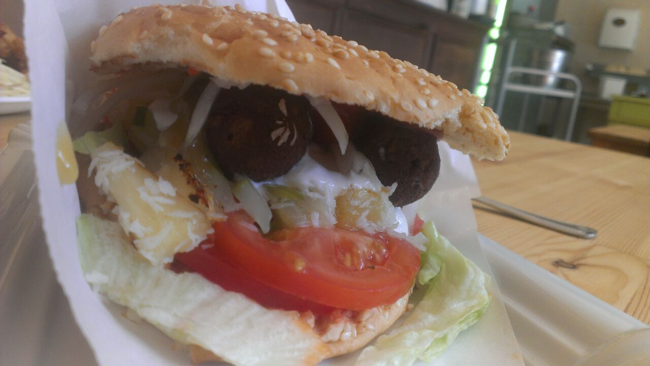 Mangoballsburger (Zum glücklichen Bergschweinchen, Kassel)